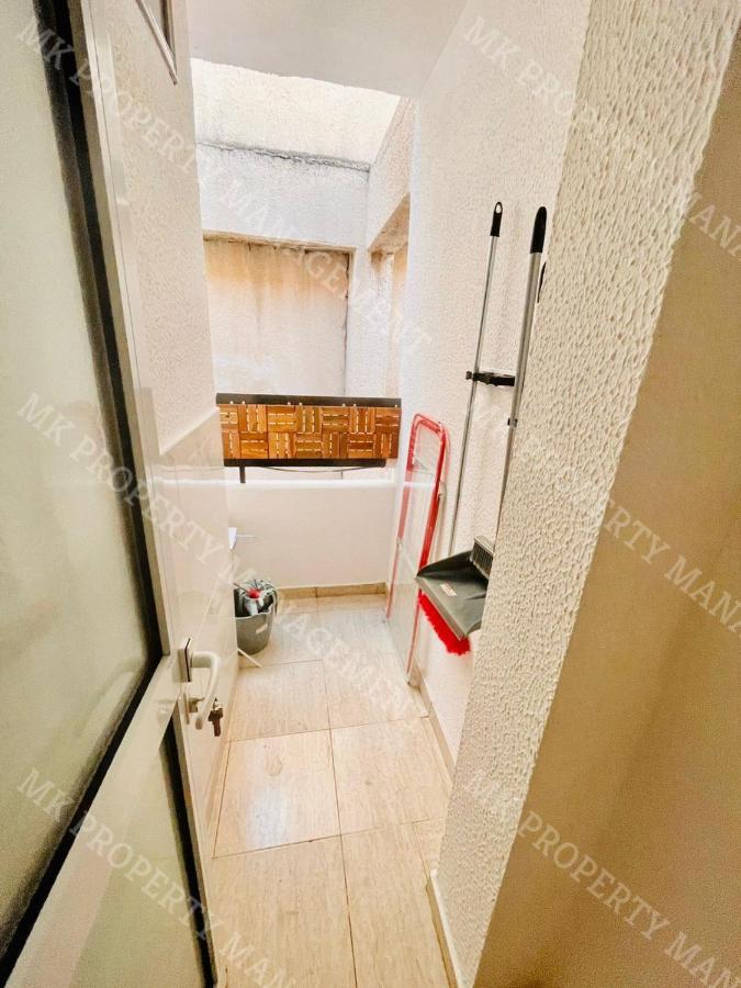 Milos City Center Apt. 32 Larnaca Exterior photo